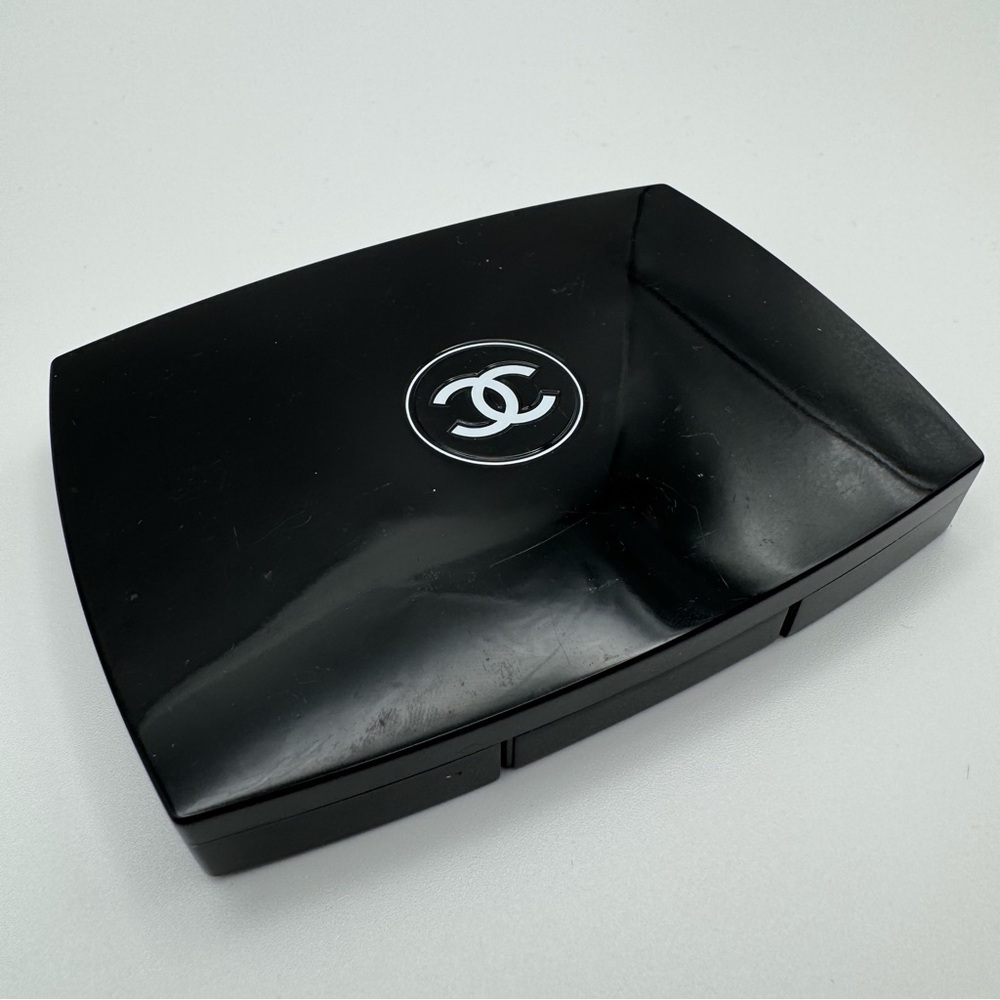 Chanel Irreelle Soleil Silky Bronzing Powder in Shade 21 Toundra Discontinued - Picture 6 of 8